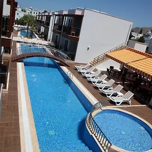https://siesta-garden-apart-hotel.aegeanhotels.net